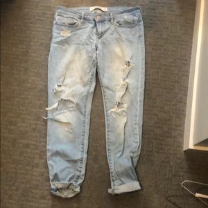 Abercrombie destroyed boyfriend jeans